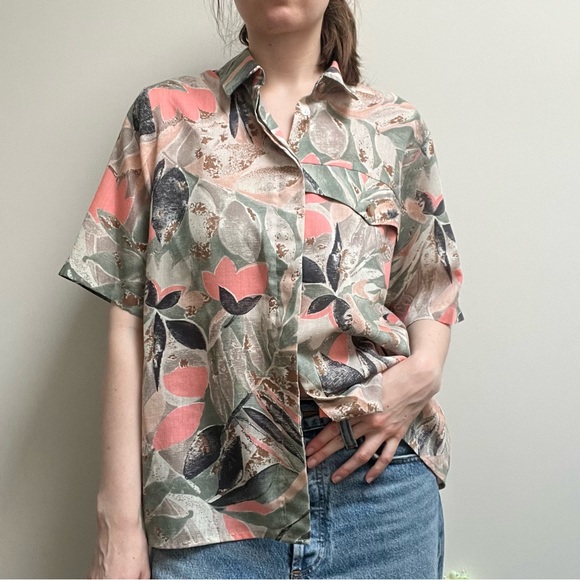 Vintage D’Allaird’s Floral Button Up Shirt - Picture 5 of 14